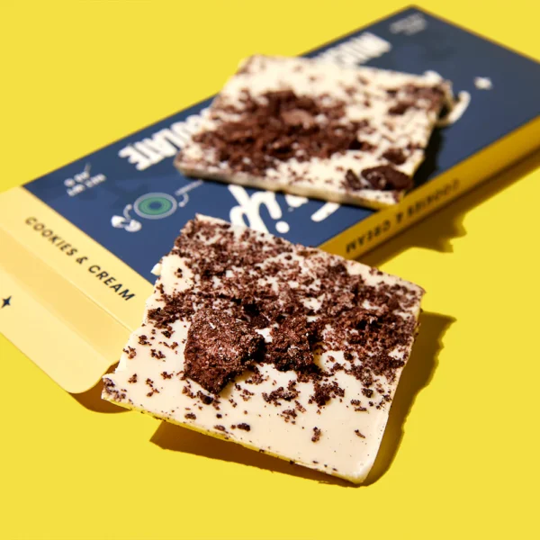Road Trip Gummies Desert Stardust Magic Mushroom Chocolate Bar - Cookies & Cream